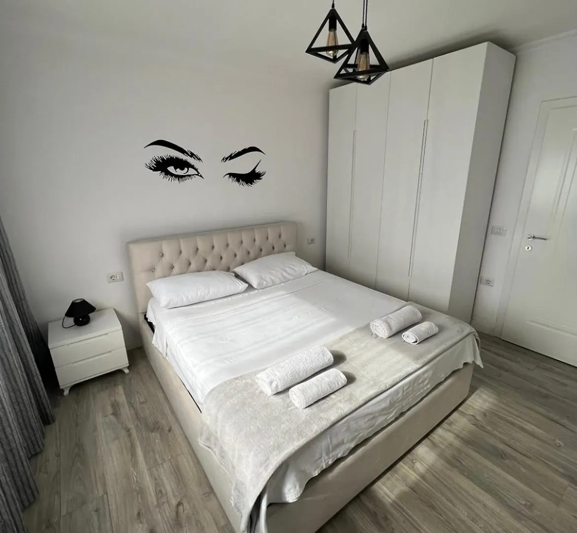 Apartament In Tirana,Qender Διαμέρισμα Τίρανα